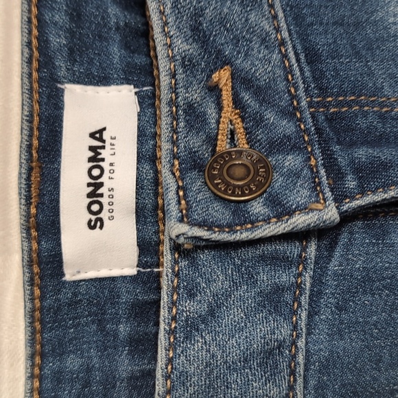 Sonoma Medium Light Wash Slim Straight Jeans Midrise Size 14 - Picture 2 of 7